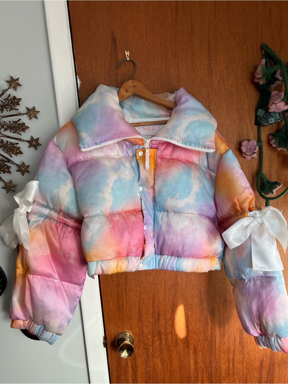 Selkie Dopamine Marshmallow Pastel Rainbow Tie-Dye Cropped Puffer Jacket